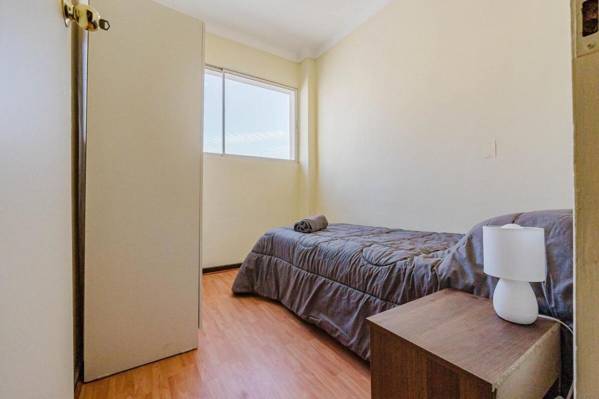 Amplio Departamento En Condes - Metro Escuela Militar Apartamento